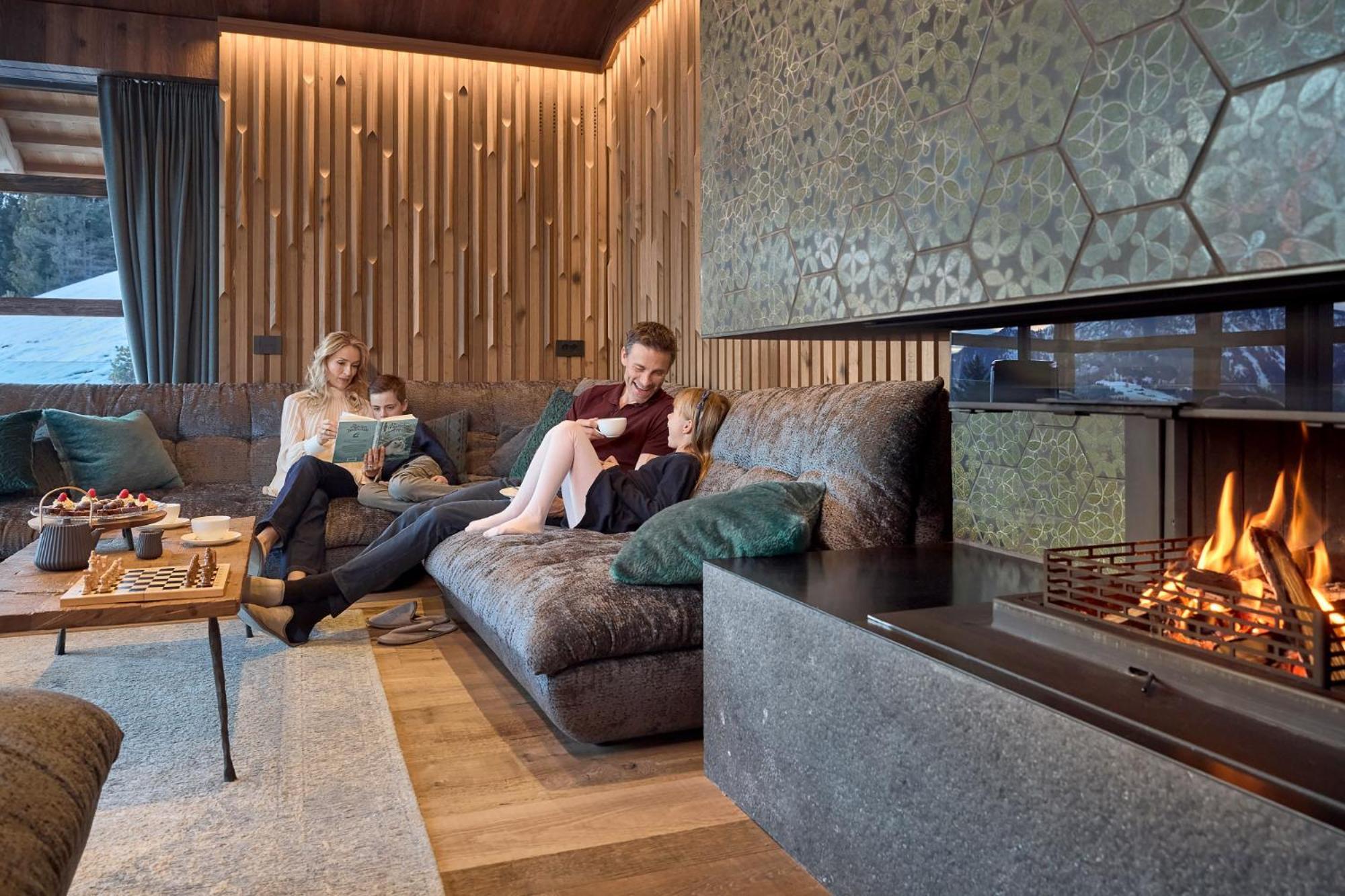 Luxury Chalet Vilaiet Ortisei Exterior photo